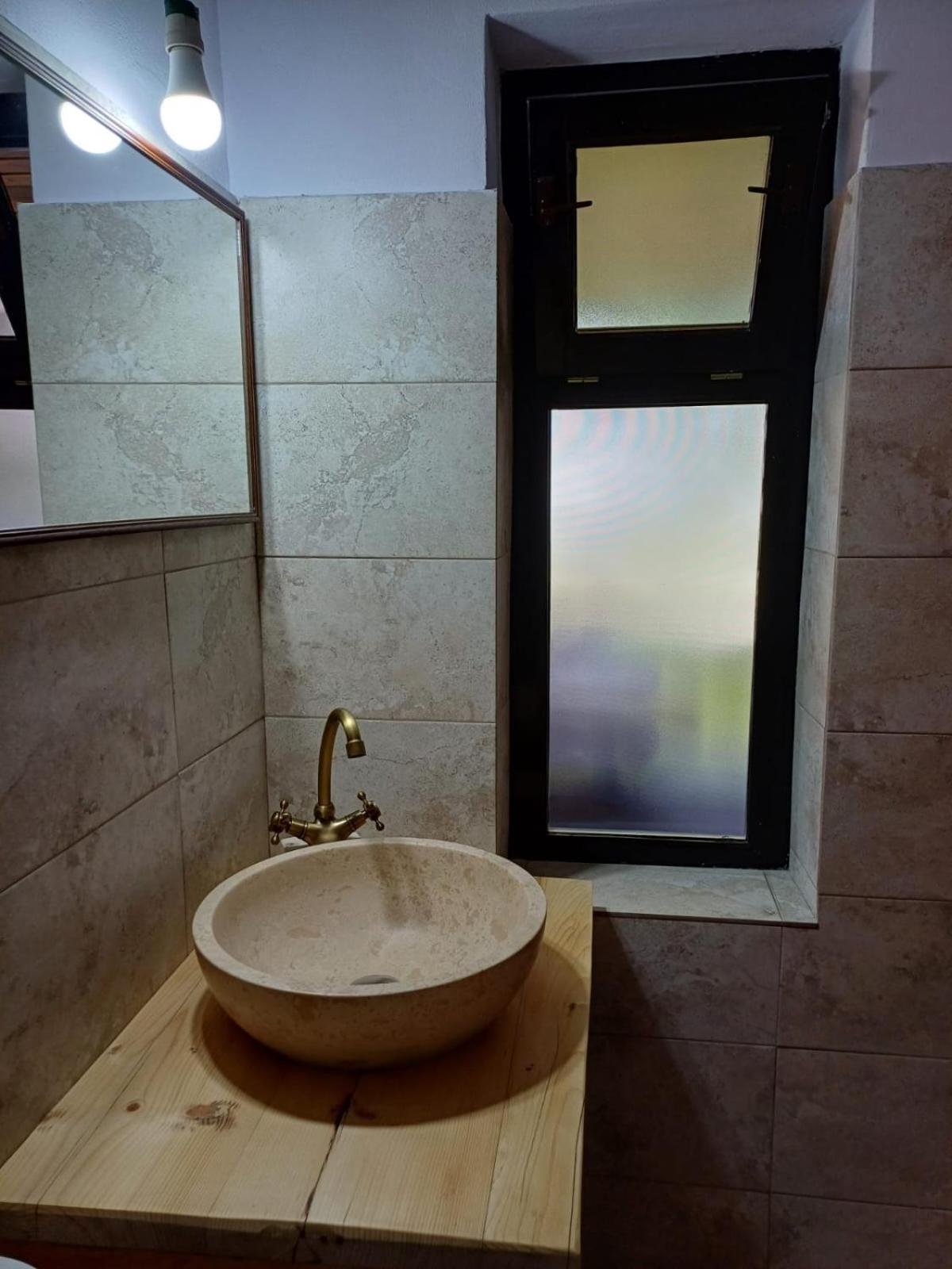 Casuta Din Valea Regilor Villa Gradistea de Munte Ngoại thất bức ảnh